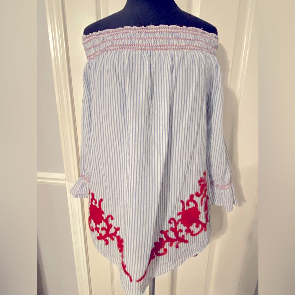 Off shoulder striped blouse